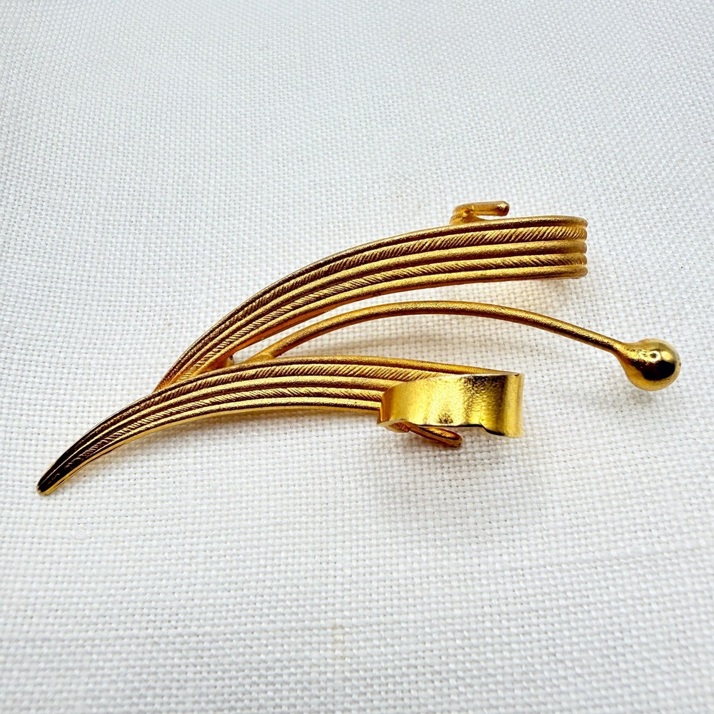 Vintage Elegant Classic MCM Wave Swirl Abstract Gold Tone Brooch Pin